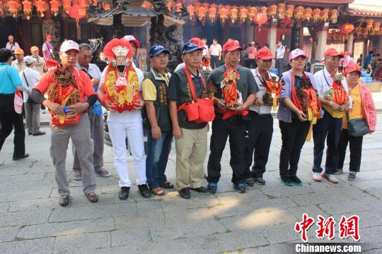 “萬(wàn)眾齊拜”臺(tái)胞媽祖團(tuán)亮相泉州六成首登大陸