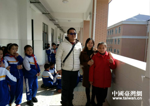 _СѲ꺭MУᣨһ꺭ҶŮʿ