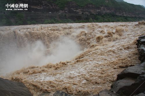 情系三晉:臺灣嘉賓壺口瀑布感受民族精神