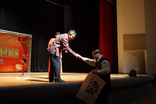 �����ʷ��z�[�´���ɽ�|�����|�Ļ��z�aչ�ݡ����_����ɏѲչ