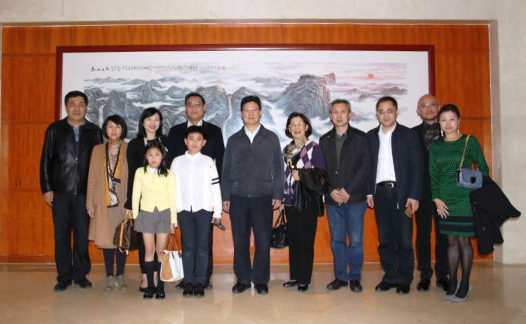 山東省臺(tái)辦主任孟慶斌在濟(jì)南會(huì)見(jiàn)孔垂長(zhǎng)等臺(tái)灣來(lái)賓 山東省臺(tái)辦主任孟慶斌在濟(jì)南會(huì)見(jiàn)孔垂長(zhǎng)等臺(tái)灣來(lái)賓