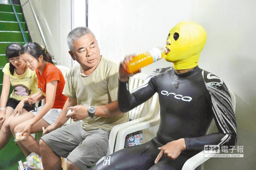   Ӿ_{xֹ֞ˮĸӰˮǰϷˮĸ֡DҞ_x