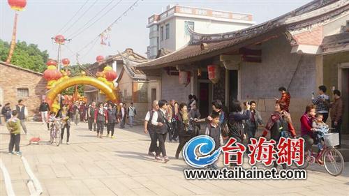 近40位臺胞湘橋拜華佗村民張燈結彩迎客人