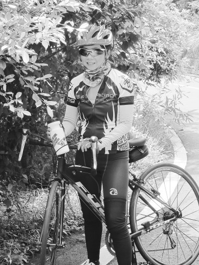 在臺大陸媒體人騎單車看臺灣(圖)