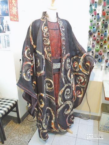 臺北辦戲服特展“聶隱娘”現身城隍廟(圖)