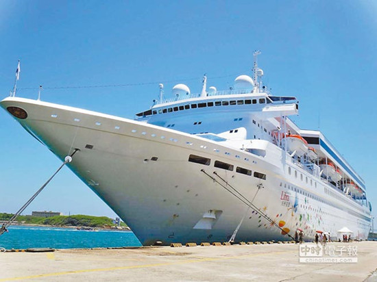 澎湖迎大陸游客盼增包機(jī)航點(diǎn)、人員配額(圖)