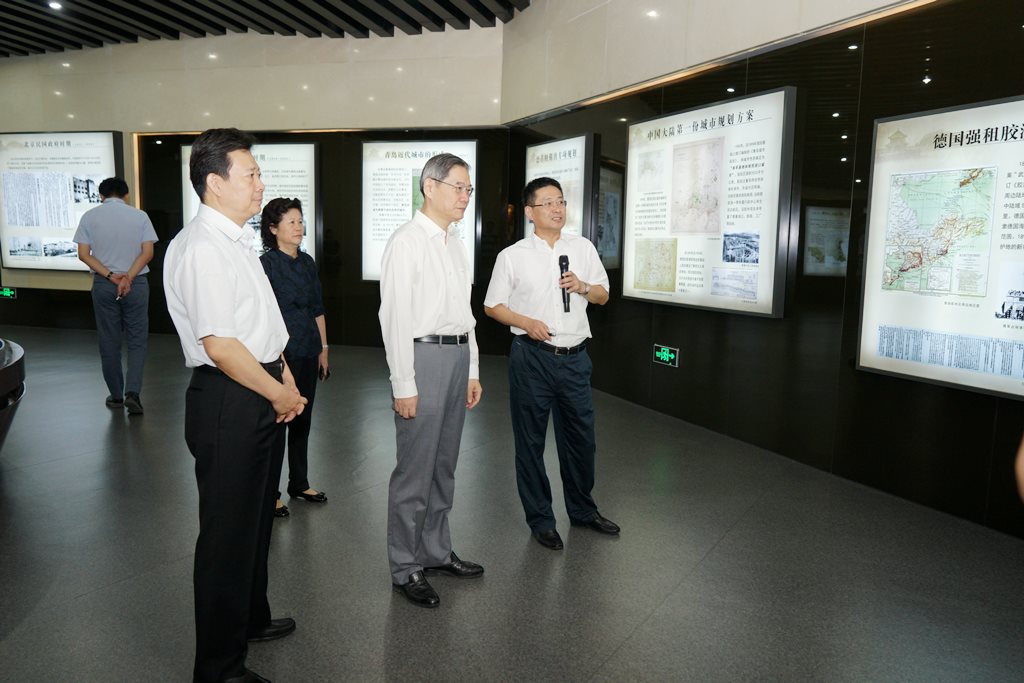 張志軍主任出席魯臺經(jīng)貿(mào)洽談會并在山東調(diào)研