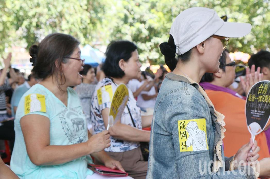 罷免案倒計時 黃國昌遭批政治神棍把游客趕光光