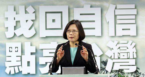 臺灣空污惡化蔡英文卻一意孤行 島內(nèi)民眾高呼:做不好就下臺! 臺灣空污惡化蔡英文卻一意孤行 島內(nèi)民眾高呼:做不好就下臺!