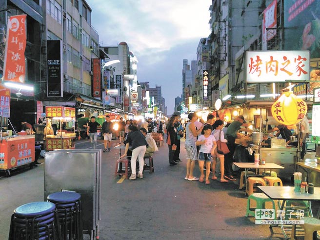 臺(tái)當(dāng)局聲稱大陸游客赴臺(tái)個(gè)人游成長(zhǎng) 遭旅游業(yè)者打臉