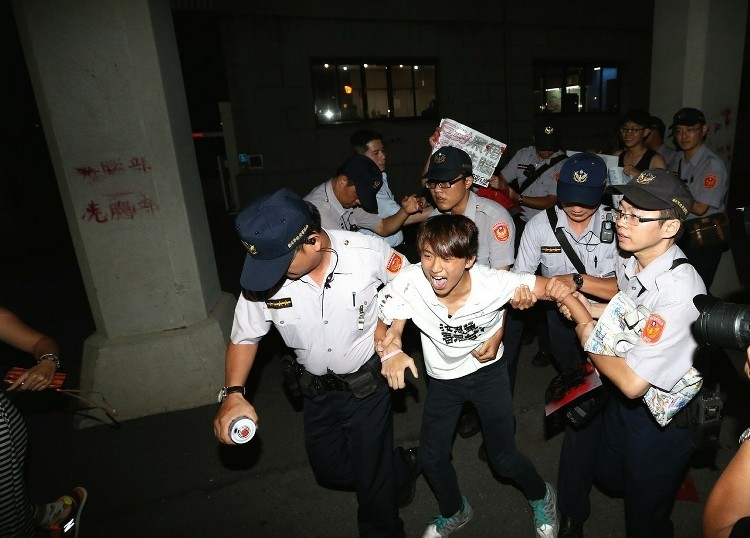 ʮW(xu)gM(jn)롰ډχᣬ_(d)(du)nV΢{(dio)MW(xu)S