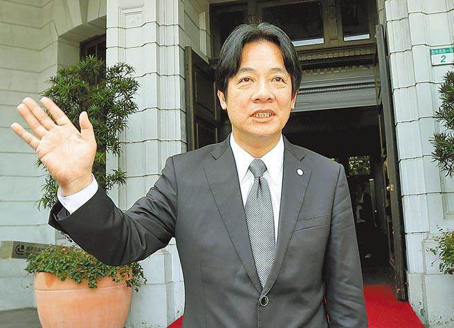 賴清德被問是否出任蔡英文副手“微笑不語” 賴清德被問是否出任蔡英文副手“微笑不語”