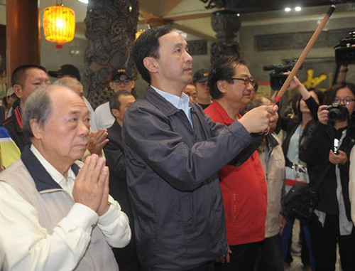 朱立倫回應公布政治獻金：過段時間再考慮（圖）