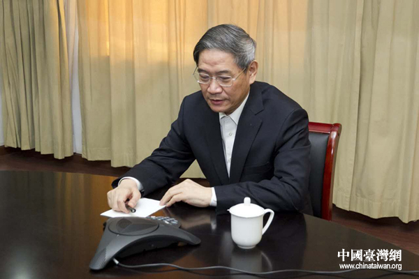 國臺辦主任張志軍與陸委會主委夏立言30日上午9時首次通過兩岸熱線通話 國臺辦主任張志軍與陸委會主委夏立言30日上午9時首次通過兩岸熱線通話