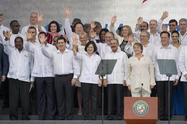 臺學者:蔡英文"過境外交"犯三大錯誤 一件事必然縈繞心頭 臺學者:蔡英文"過境外交"犯三大錯誤 一件事必然縈繞心頭