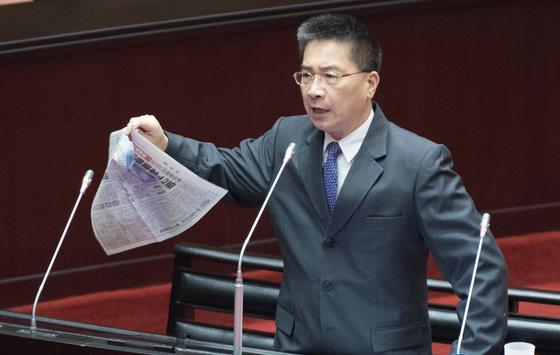徐國勇泄露臺"行政院發言人"人事案 童振源猝不及防