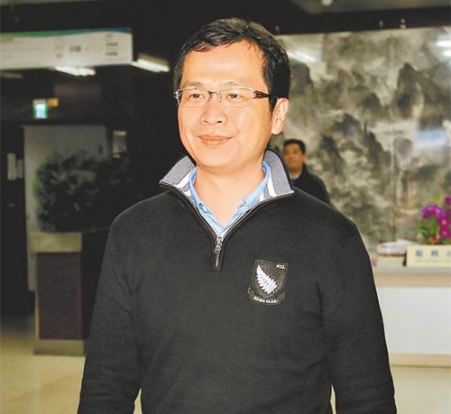 臺法院裁定"黨產會違法" 羅智強:顧立雄是蔡豬隊友