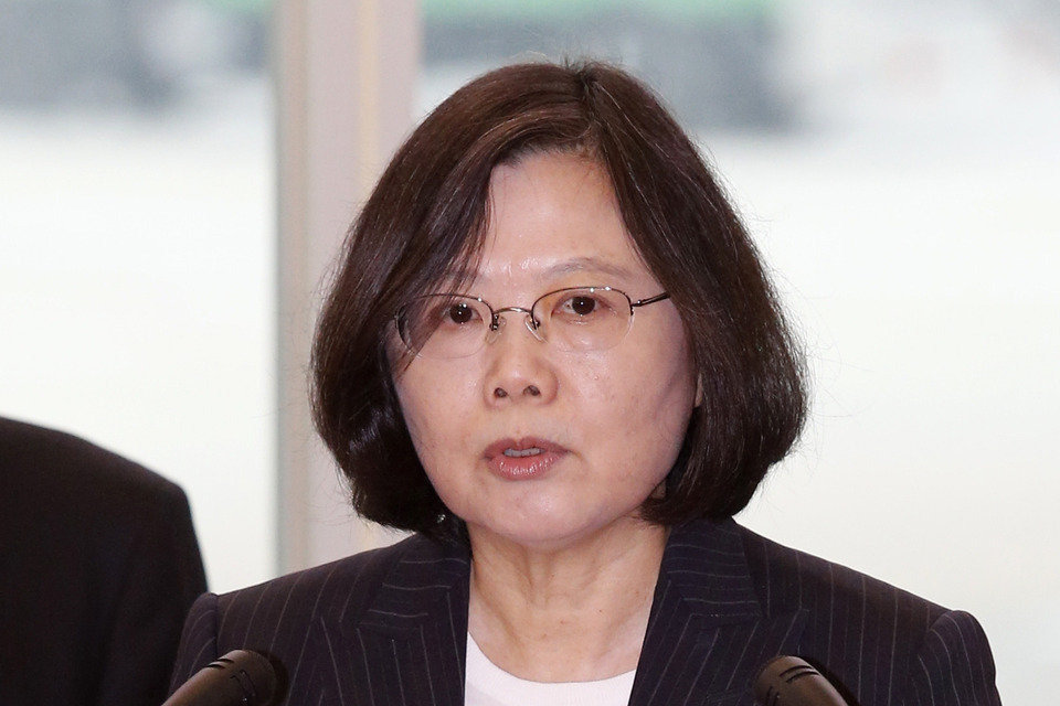 年金改革爆沖突 前民進(jìn)黨干部批：蔡英文最大敗筆