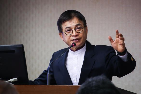 顧立雄接任“金管會”遭批凸顯“金融草包”窘境 顧立雄接任“金管會”遭批凸顯“金融草包”窘境