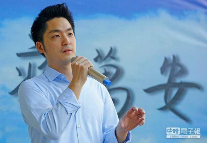 蔣萬(wàn)安不參選改支持丁守中？蔣：通過(guò)初選他都支持。（圖片來(lái)源：臺(tái)灣《中時(shí)電子報(bào)》）