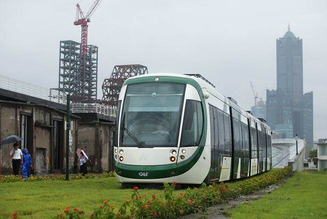 臺(tái)灣高校排名被大陸甩在身后 升學(xué)志愿北大取代臺(tái)大蔡當(dāng)局怕不怕 臺(tái)灣高校排名被大陸甩在身后 升學(xué)志愿北大取代臺(tái)大蔡當(dāng)局怕不怕