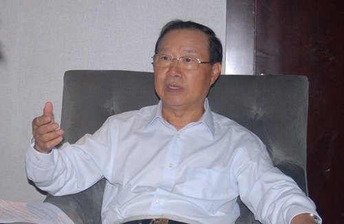 全國(guó)臺(tái)灣研究會(huì)副會(huì)長(zhǎng)、浙江大學(xué)臺(tái)灣研究所所長(zhǎng)王在希 全國(guó)臺(tái)灣研究會(huì)副會(huì)長(zhǎng)、浙江大學(xué)臺(tái)灣研究所所長(zhǎng)王在希