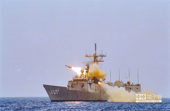 臺(tái)媒:雄三“誤射”真相查出 連串錯(cuò)誤釀成重大意外 臺(tái)媒:雄三“誤射”真相查出 連串錯(cuò)誤釀成重大意外