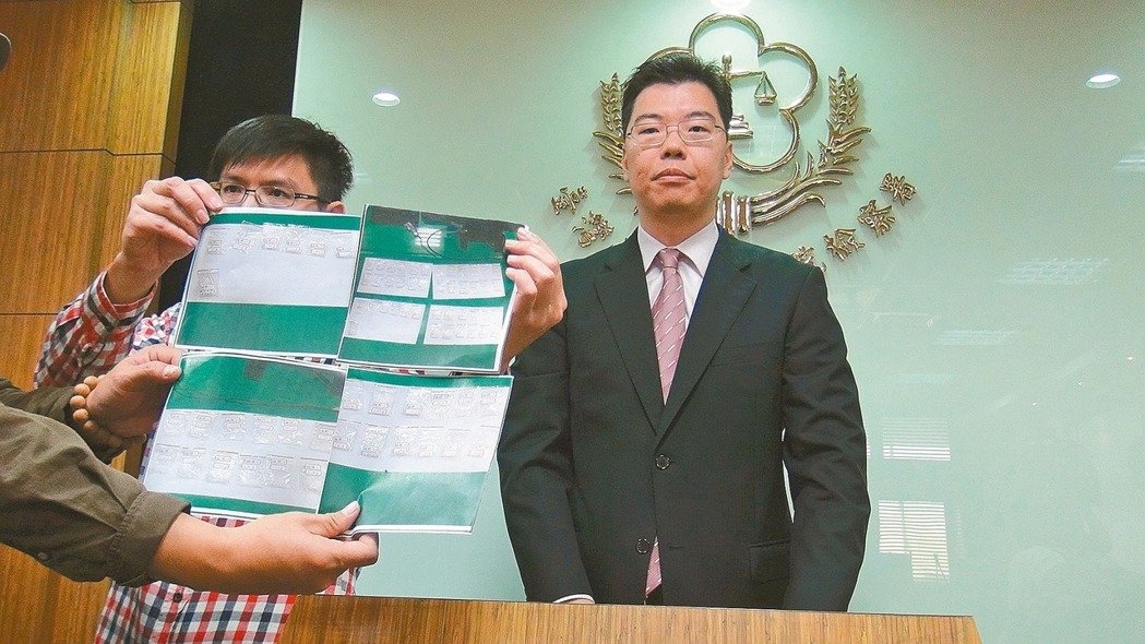 臺軍人士:清泉崗基地染毒調查太深入恐動搖“國本” 臺軍人士:清泉崗基地染毒調查太深入恐動搖“國本”