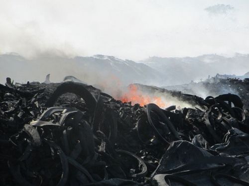 臺(tái)灣桃園廢輪胎廠5度火災(zāi)警方不排除人為縱火