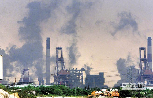 臺(tái)灣學(xué)者證實(shí):PM2.5爆表污染源非大陸 來(lái)自本島。(臺(tái)媒圖) 臺(tái)灣學(xué)者證實(shí):PM2.5爆表污染源非大陸 來(lái)自本島。(臺(tái)媒圖)