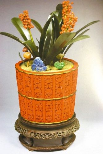 清萬年青盆景。 圖/臺灣《聯(lián)合報》記者翻攝自臺北故宮文物月刊