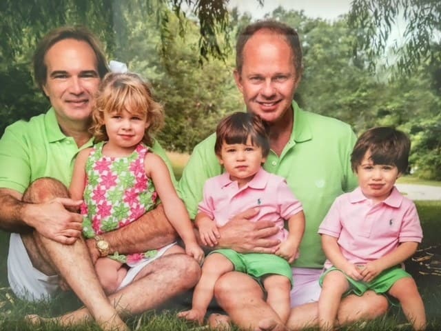 美國同性伴侶登機時遭航空公司職員歧視 美國同性伴侶登機時遭航空公司職員歧視