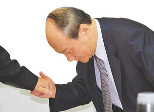 臺(tái)灣高層全力慰留請(qǐng)辭“經(jīng)長(zhǎng)”：張家祝是條漢子！