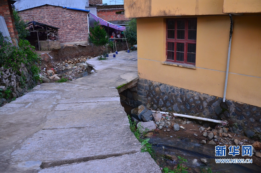 村支書臺風天落水犧牲 曾暖了400多個村民的心 村支書臺風天落水犧牲 曾暖了400多個村民的心