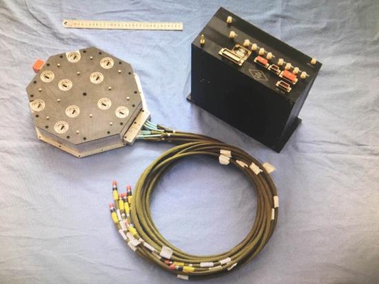 裝備在“神舟十一號”上的微波雷達產品