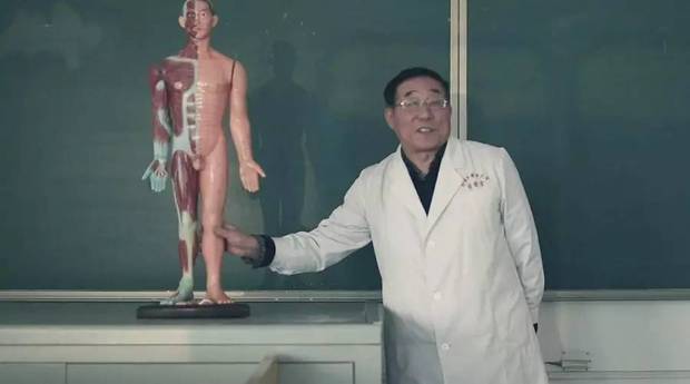 習主席送給世衛組織的“青銅俠”是誰?這一次真是讓老外們大開眼界了