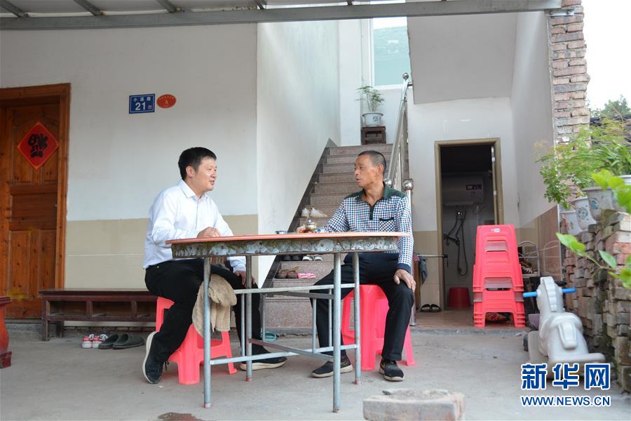 (決戰決勝脫貧攻堅·圖文互動)(1)閩西“鴨倌”羅水通脫貧記