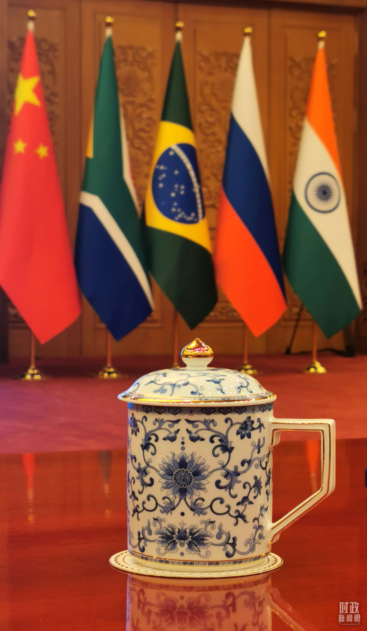 時政新聞眼丨在金磚會晤現場,習近平強調這件事對世界至關重要