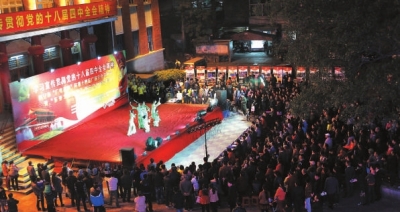 活動持續一周 今晚可看臺灣布袋戲(圖) 活動持續一周 今晚可看臺灣布袋戲(圖)