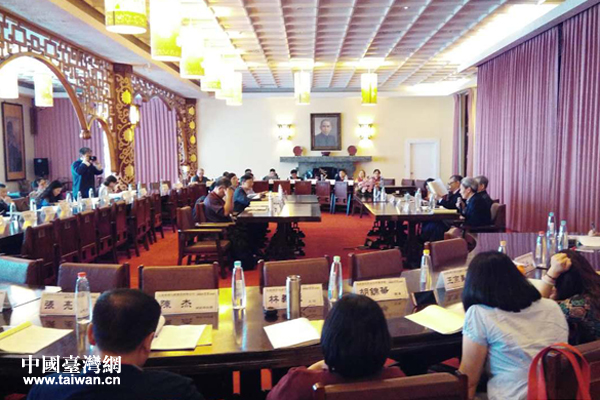 第二屆海峽兩岸古籍高峰論壇現(xiàn)場 第二屆海峽兩岸古籍高峰論壇現(xiàn)場