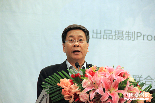 電影《愛的蟹逅》首映式在京舉行 電影《愛的蟹逅》首映式在京舉行