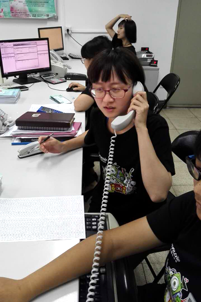 臺(tái)灣學(xué)生潘平安在工作中 臺(tái)灣學(xué)生潘平安在工作中